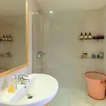 Lets Holidays Beautiful With Pool Tossa 2 Appartamento